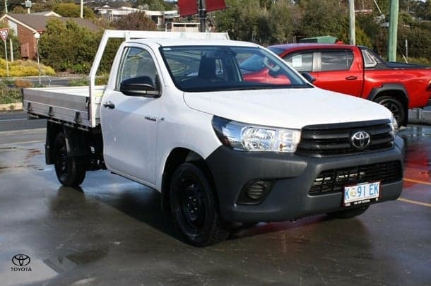 2022 Toyota Hilux Workmate image 2