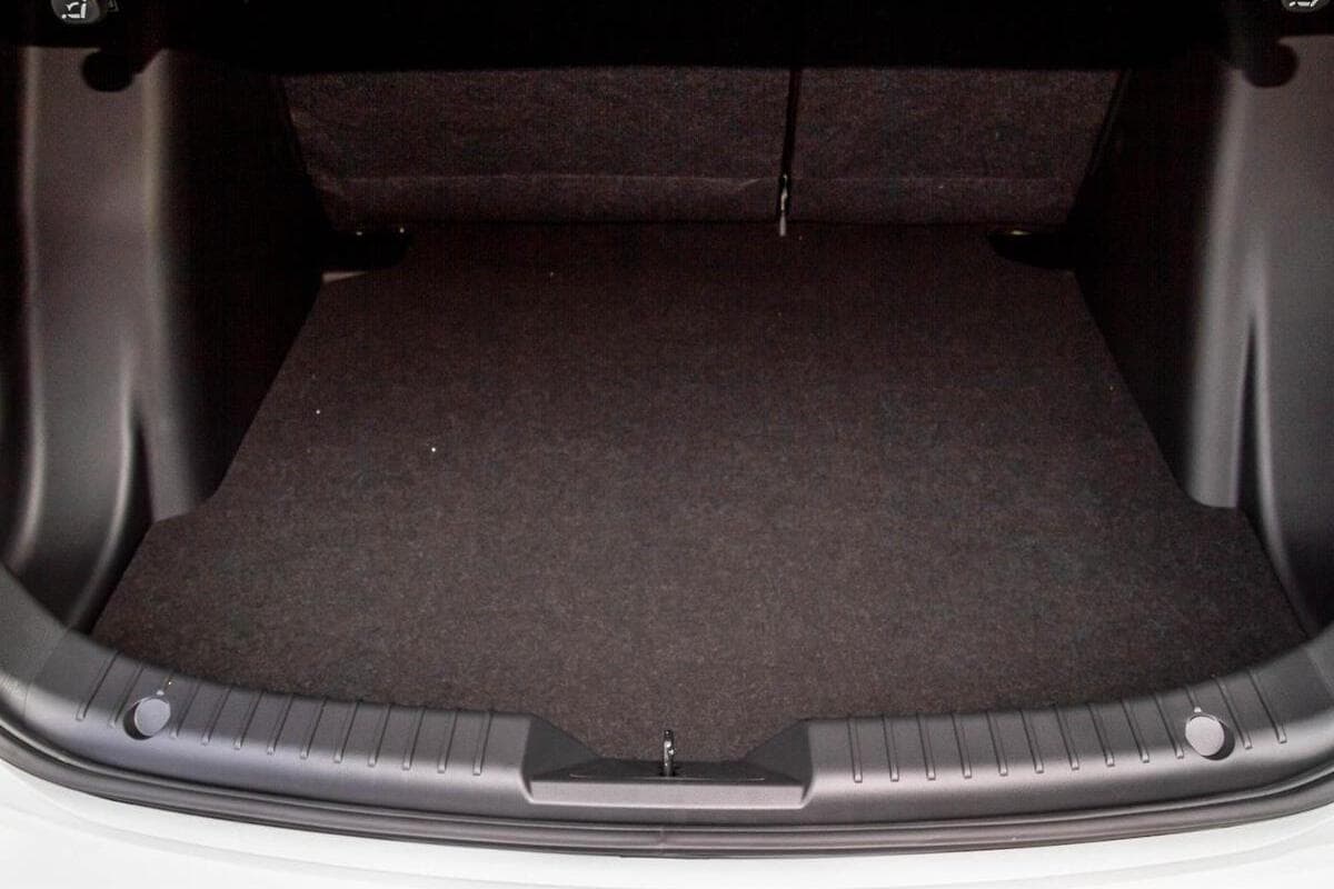 2025 Mazda 2 G15 GT DL Series Auto image 10