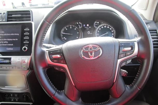 2020 Toyota Prado GXL image 14