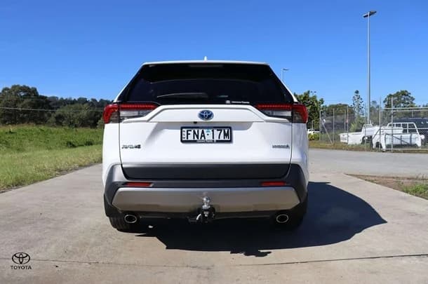 2023 Toyota RAV4 Hybrid GXL AWD image 5