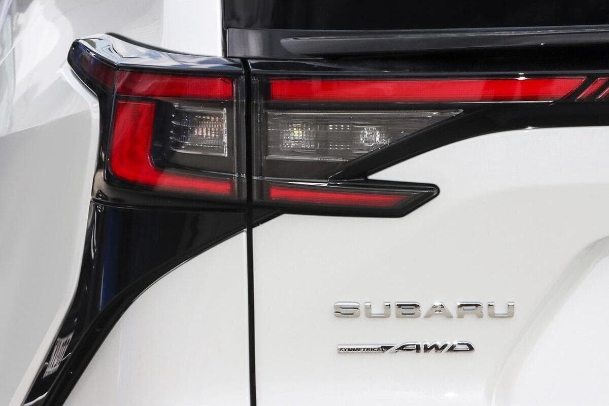 2024 Subaru Solterra AWD Touring E1-1 Auto AWD MY24 image 17