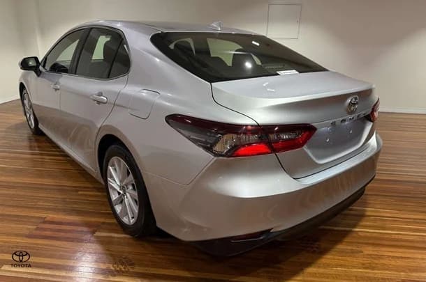 2021 Toyota Camry Ascent image 2