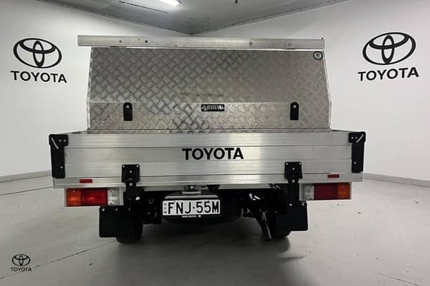 2024 Toyota Hilux Workmate image 6