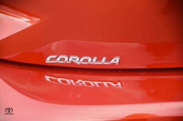 2018 Toyota COROLLA Ascent Sport image 17