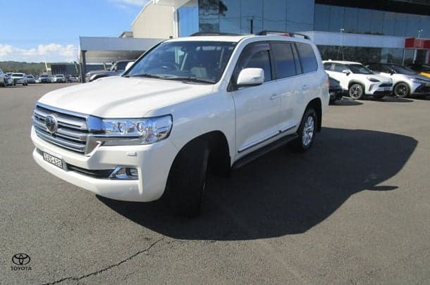 2018 Toyota Landcruiser Sahara image 3