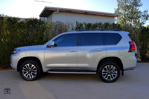 2022 Toyota Prado VX image 20