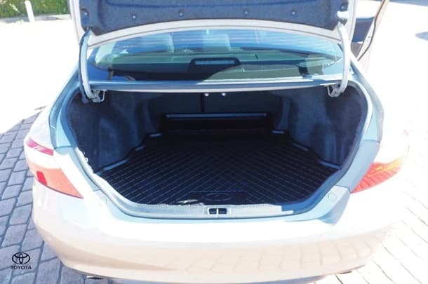 2016 Toyota Camry Atara S image 15