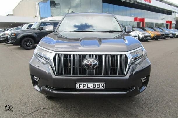 2020 Toyota Prado GXL image 8
