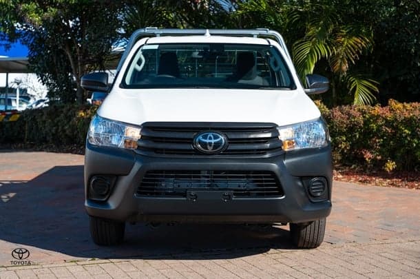 2024 TOYOTA Hilux 4x2 Workmate image 4