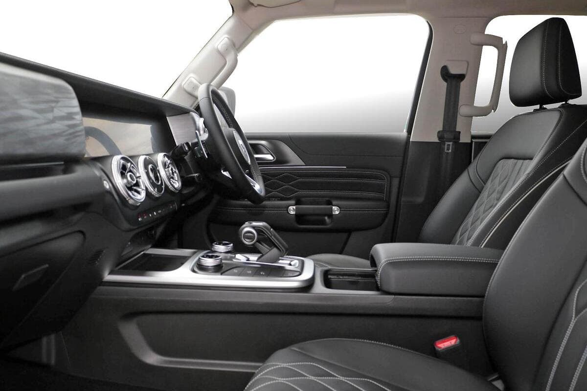 2025 GWM Tank 300 Lux Auto 4x4 image 8
