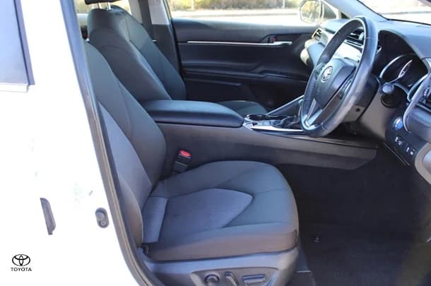 2020 Toyota Camry Hybrid Ascent Sport image 17