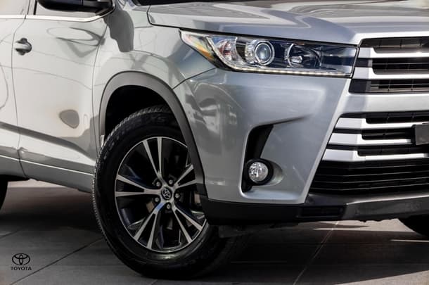 2017 Toyota KLUGER GX AWD image 7
