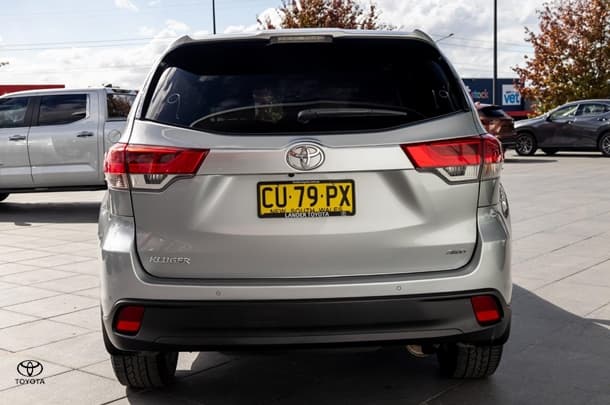 2017 Toyota KLUGER GX AWD image 6