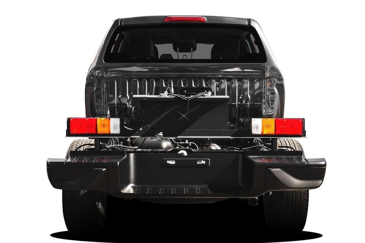 2025 Isuzu D-MAX SX Manual 4x4 MY24 image 3