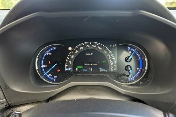 2020 Toyota RAV4 Hybrid Cruiser-AWD image 15