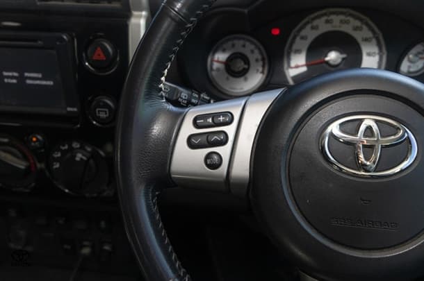 2016 Toyota FJ Cruiser FJ Cruiser image 11