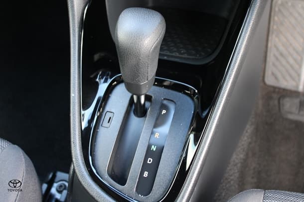 2021 Toyota Yaris Ascent Sport image 5
