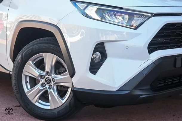 2019 TOYOTA RAV4 GX-2WD image 6