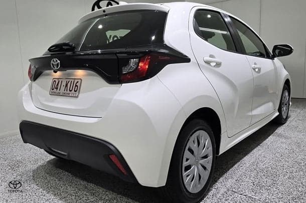 2024 Toyota Yaris Ascent Sport image 2