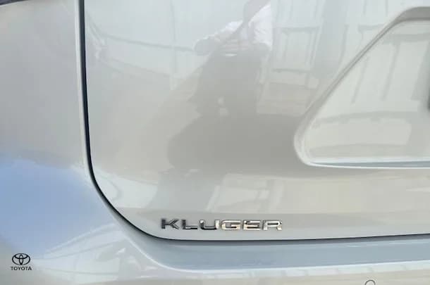 2023 Toyota Kluger Hybrid AWD GRANDE image 9