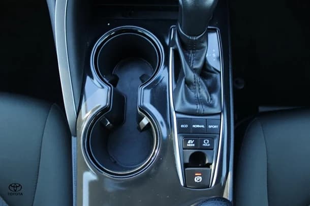2020 Toyota Camry Hybrid Ascent Sport image 5