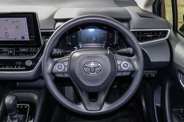 2023 Toyota Corolla Sedan Hybrid Ascent Sport image 8