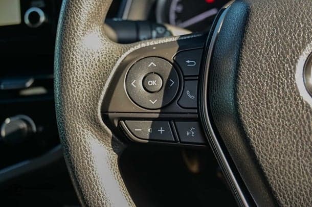 2021 Toyota Camry Ascent image 15