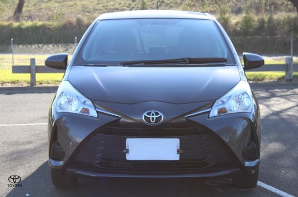 2019 Toyota Yaris Ascent image 7