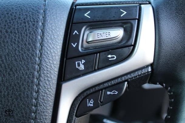 2022 Toyota Prado GXL image 33