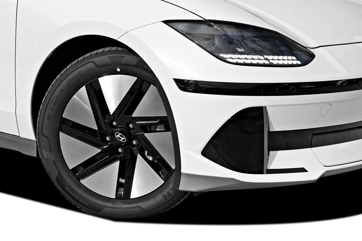 2025 Hyundai IONIQ 6 DYNAMIQ Auto 2WD MY25 image 14