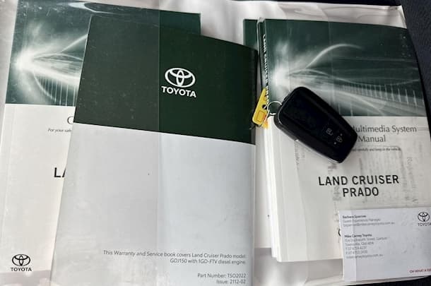 2022 Toyota Prado GXL image 32