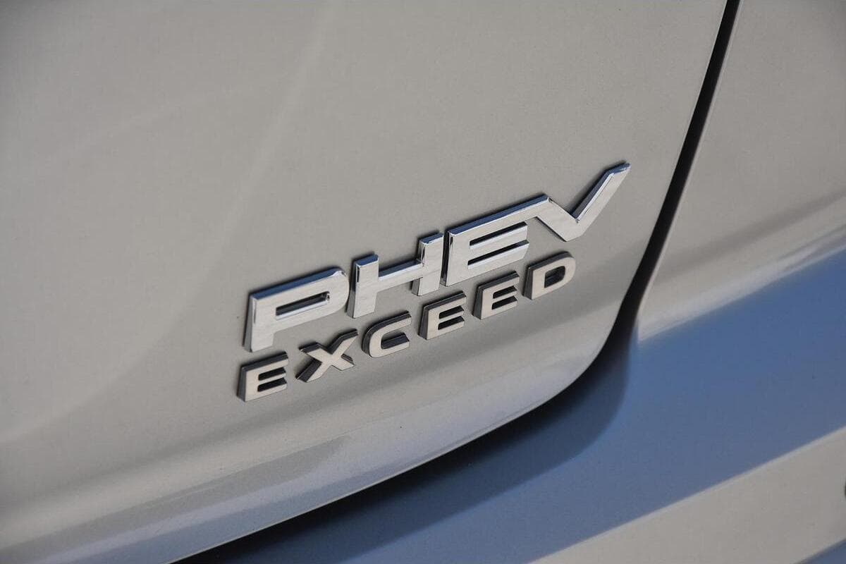 2025 Mitsubishi Eclipse Cross PHEV Exceed YB Auto AWD MY24 image 10