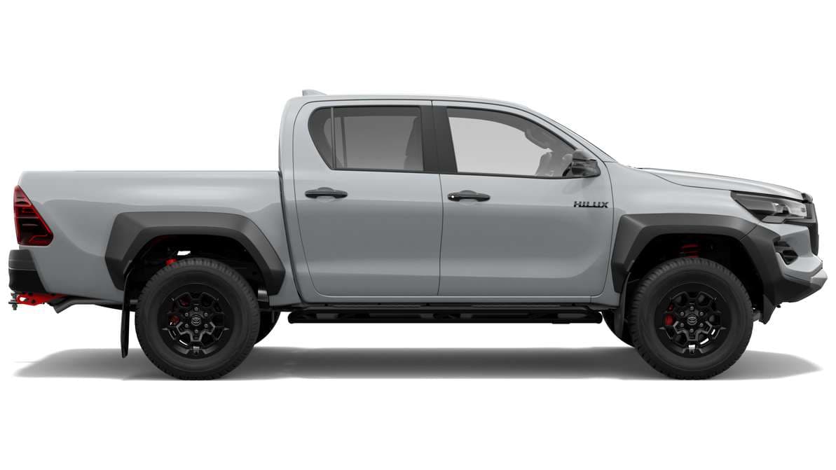 2024 Toyota Hilux 4x4 GR Sport Double-Cab Pick-Up image 2