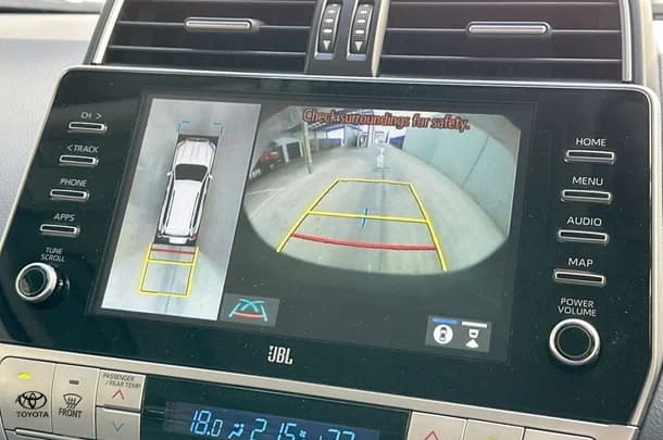 2022 Toyota Prado Kakadu image 5