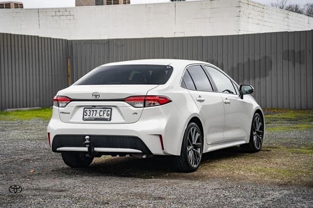 2020 Toyota COROLLA ZR image 35