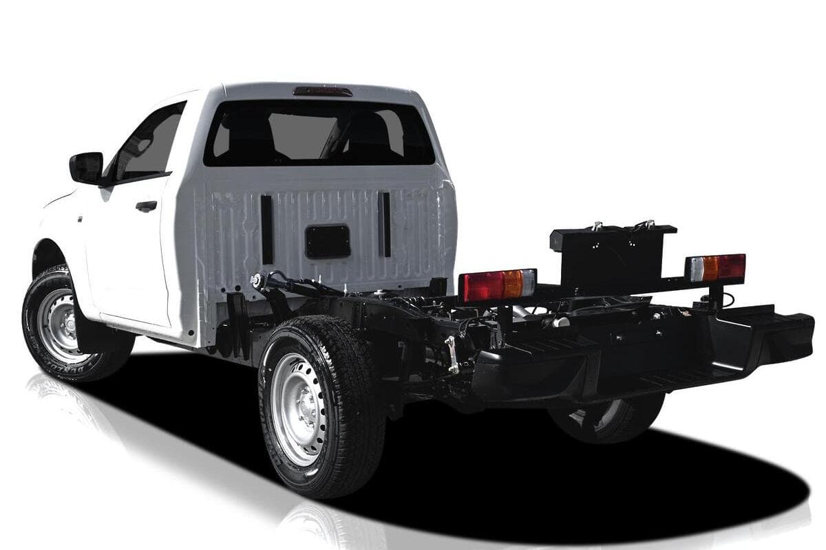 2025 Isuzu D-MAX SX High Ride Manual 4x2 MY24 image 4