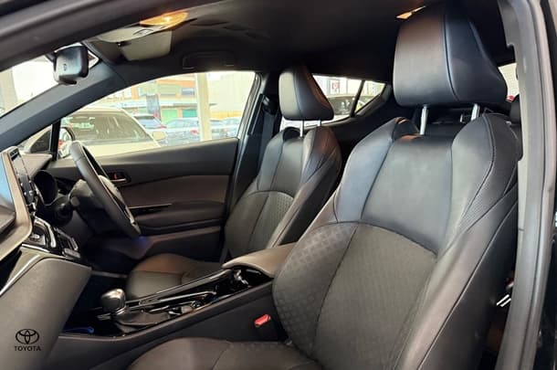 2019 Toyota CHR Koba AWD image 11