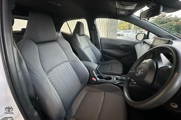 2022 Toyota Corolla Ascent Sport image 17
