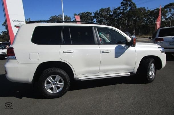 2020 Toyota Landcruiser GXL image 5