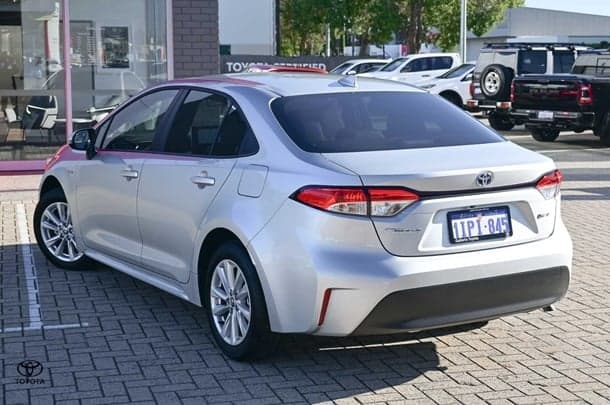 2025 Toyota Corolla Sedan Hybrid Ascent Sport image 2
