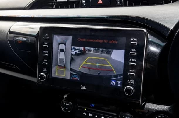 2023 Toyota HILUX Rogue image 16