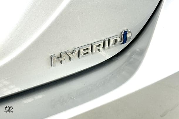 2023 Toyota Camry Hybrid Ascent Sport image 35