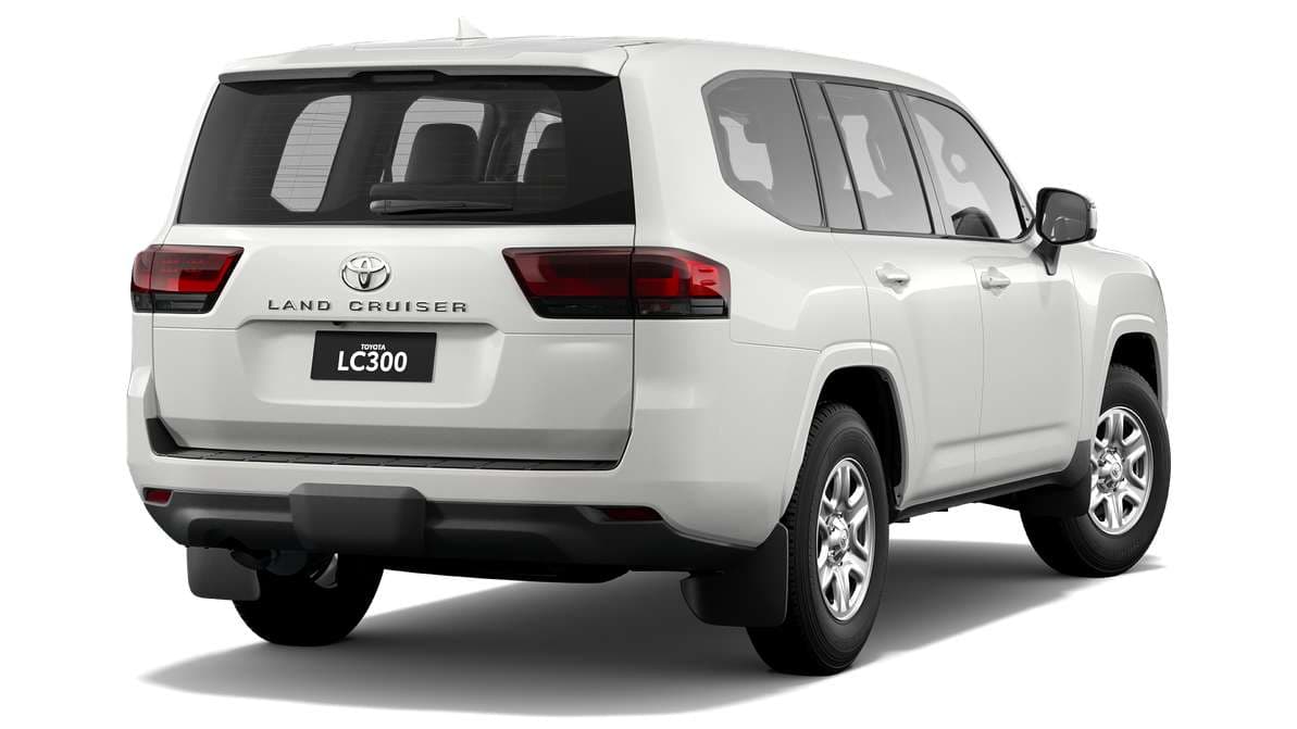 2025 Toyota LandCruiser 300 GX Automatic image 3
