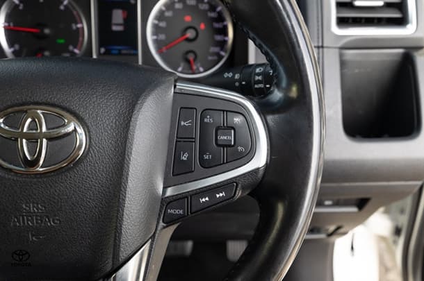 2020 Toyota Granvia Standard image 16
