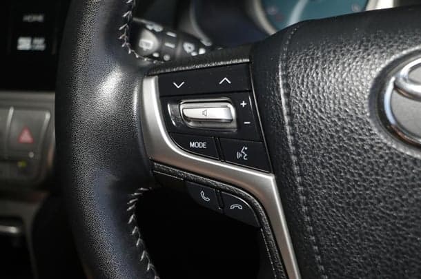 2019 Toyota Prado GXL image 19