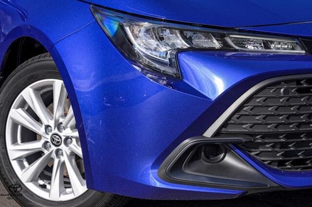 2024 Toyota Corolla Hatch Hybrid Ascent Sport image 11