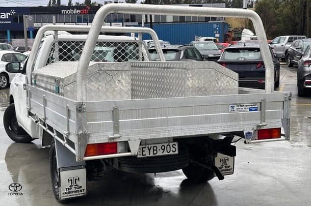 2023 Toyota HiLux 4x2 Workmate image 7