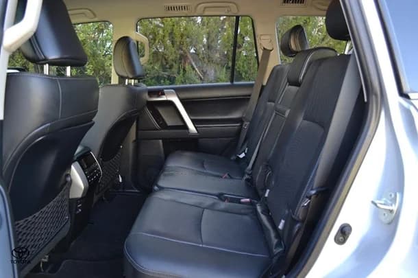 2022 Toyota Prado VX image 12