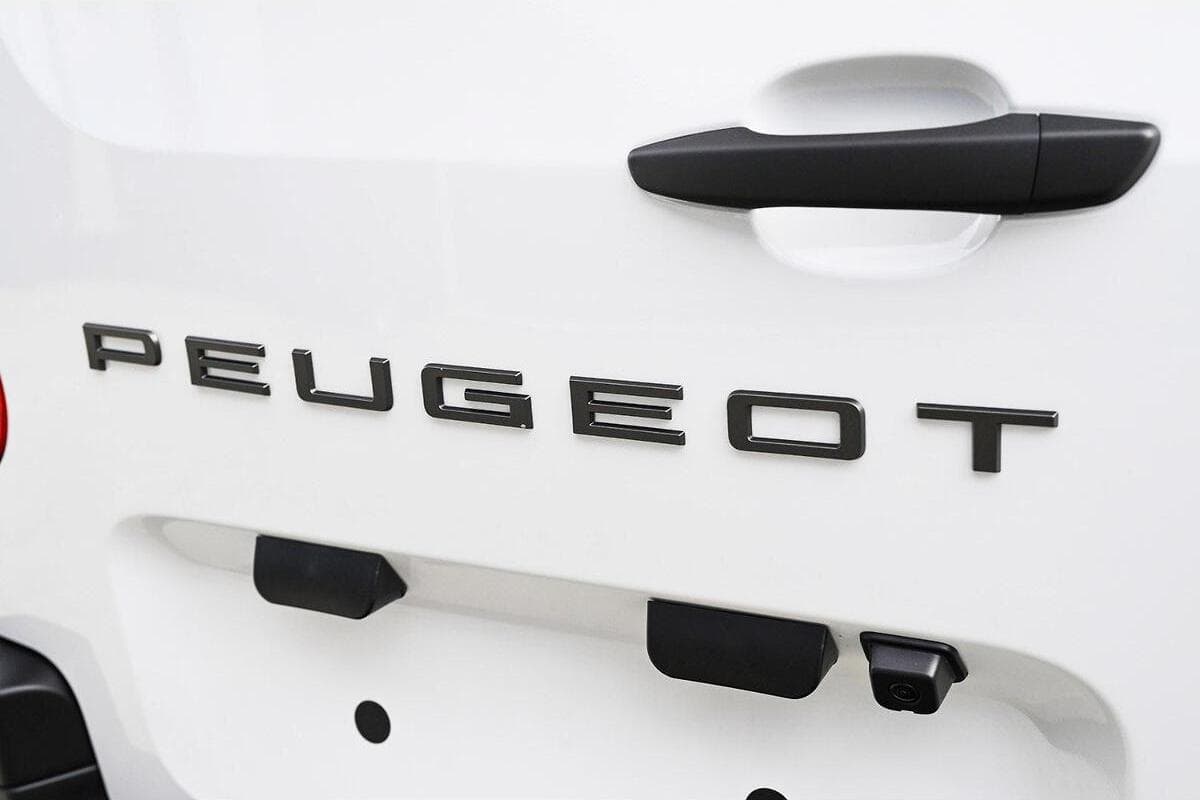2024 Peugeot Partner Pro SWB Auto MY25 image 10