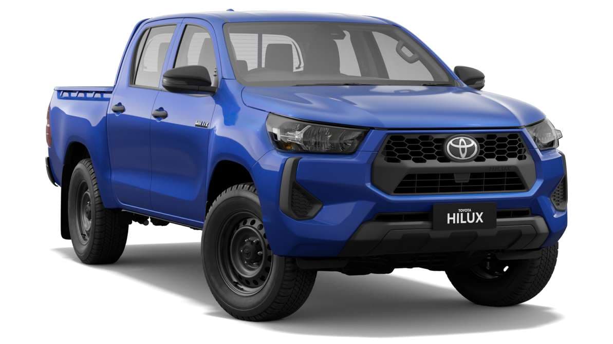 2024 Toyota HiLux 4x4 WorkMate Double-Cab Pick-up image 1